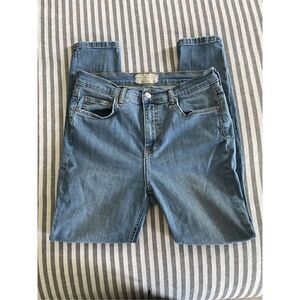 Free People Distressed Skinny Jeans Size 30